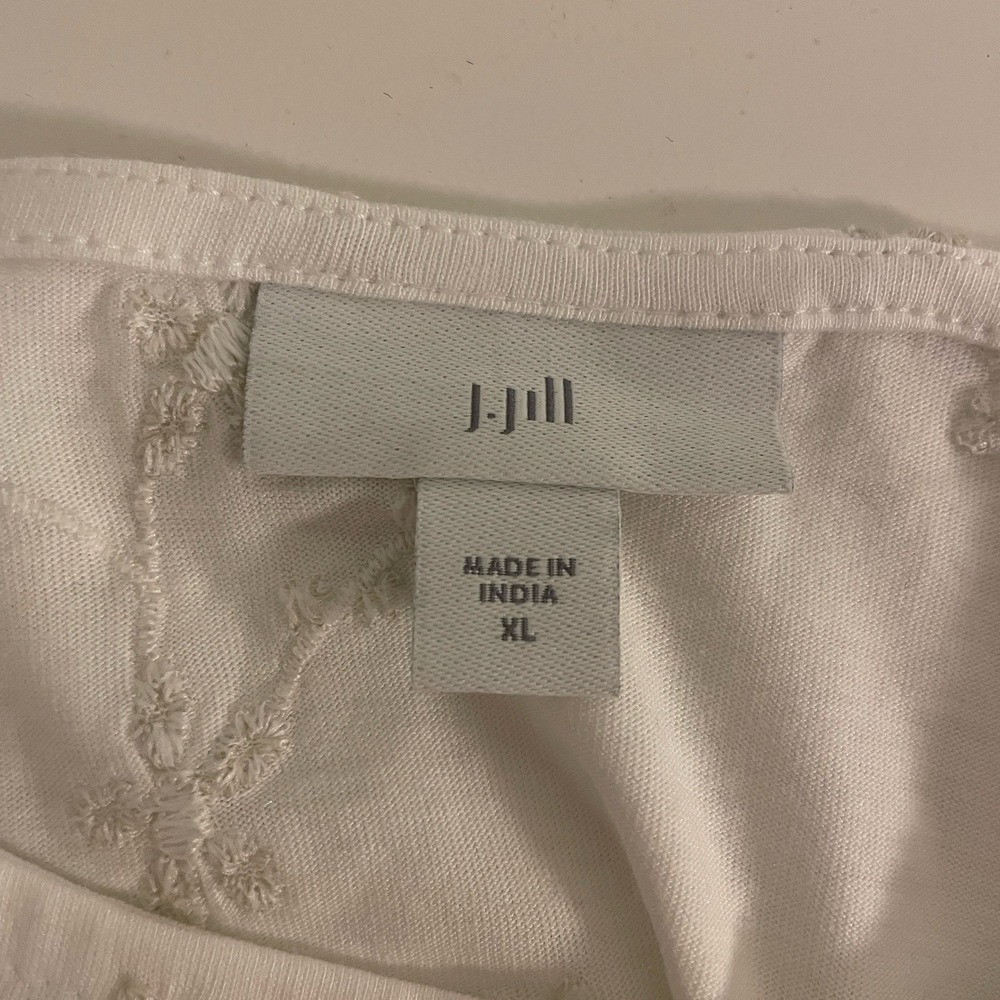 J Jill Top Sz XL White Embroidered Blouse Round Neck 3/4 Sleeve Cottagecore - Picture 5 of 6
